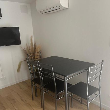 Charmant Et Confortable Appartement Нарбон Екстериор снимка